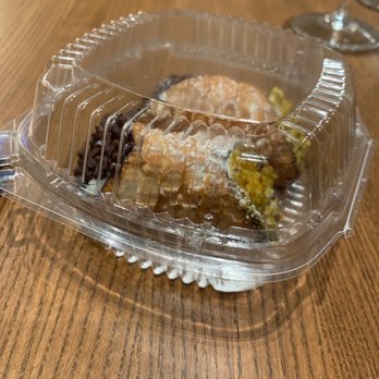Corso - Cannoli to-go - Italian Near Me - Niagara Falls, Ontario Corso - Cannoli to-go - Italian Near Me - Niagara Falls, Ontario