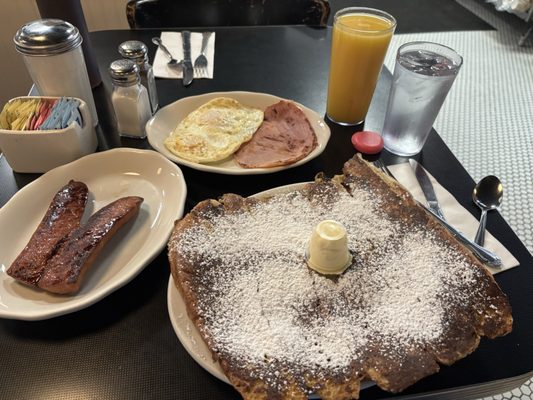 Mike's City Diner by null