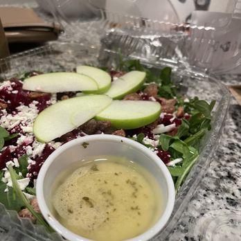 Via 313 - Dressing container not even full but don't ask for more unless you want to be charged - Pizza Near Me - Webster, Texas
