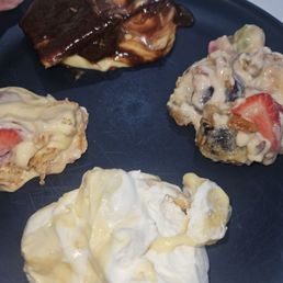 Fruit salad, banana pudding, strawberry cake pudding, I think it was called chocolate eclaire