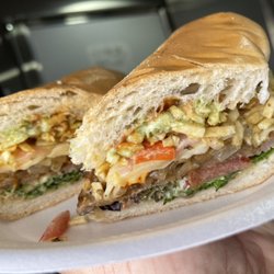 Pan con bistec