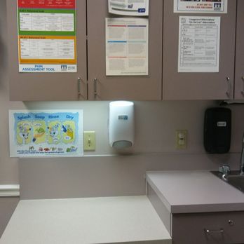 Napoleon Pediatrics - Clean exam rooms - Doctors Near Me - Metairie, Louisiana Napoleon Pediatrics - Clean exam rooms - Doctors Near Me - Metairie, Louisiana