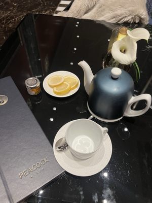 Peacock Alley by null