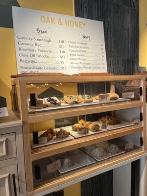 Oak and Honey by null