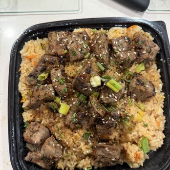 B Boy Bistro - Hibachi Steak Fried Rice - Food Trucks Near Me - Philadelphia, Pennsylvania