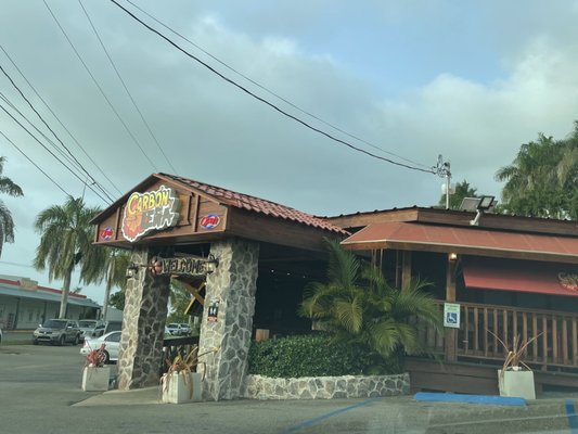 Carbón y Leña Restaurant by null