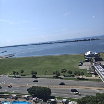 Harrah's Gulf Coast - Hotels Near Me - Biloxi, Mississippi