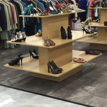 2nd Ave - Shoe display - Thrift Stores Near Me - Alexandria, Virginia 2nd Ave - Shoe display - Thrift Stores Near Me - Alexandria, Virginia