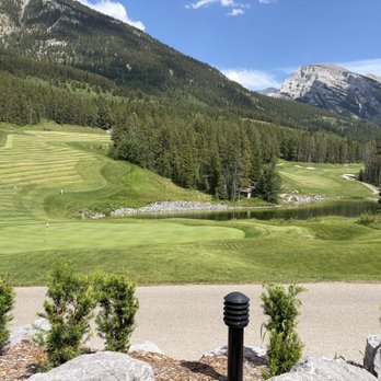 Silvertip Golf Course - 18th hole from the patio/dining area - Golf Near Me - Canmore, Alberta Silvertip Golf Course - 18th hole from the patio/dining area - Golf Near Me - Canmore, Alberta