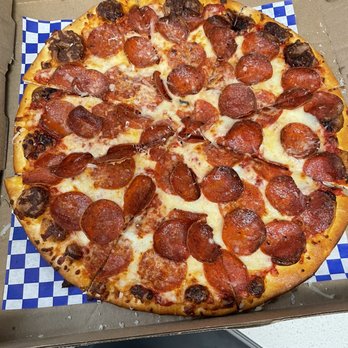 Pizza My Dear - Great Wall of Pepperoni Pizza thin crust - Pizza Near Me - Las Vegas, Nevada Pizza My Dear - Great Wall of Pepperoni Pizza thin crust - Pizza Near Me - Las Vegas, Nevada