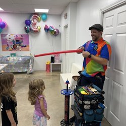 Neverland Balloons and Facepainting
