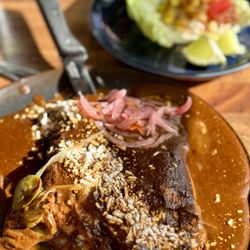 Teocalli Cocina - Mole Enchildas