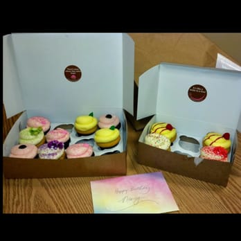 Icing On The Cupcake - Best cupcakes ever! - Bakeries Near Me - Rocklin, California
