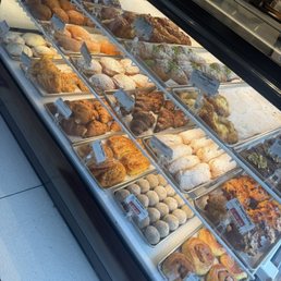 Pastry case Pastry case