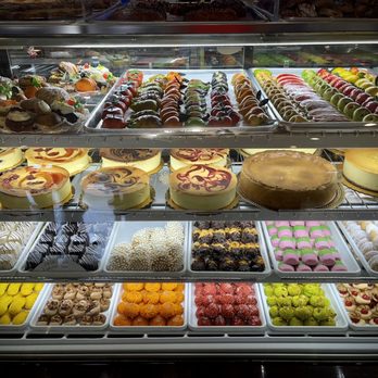 Villabate Alba - Cakes, cookies, you name it! - Bakeries Near Me - Brooklyn, New York