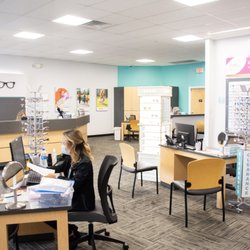 Dr. Tavel Family Eye Care