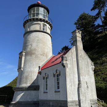 Heceta Lighthouse Bed & Breakfast - Heceta Lighthouse - Bed & Breakfast Near Me - Yachats, Oregon
