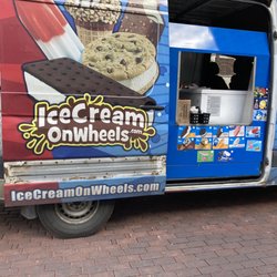 Ice Cream On Wheels - Truck exterior, catering for a party at Monument Circle
