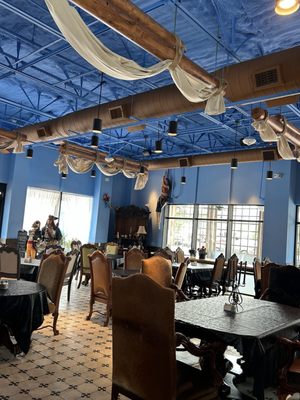 Pirate’s Paradise Grub N Grog by null