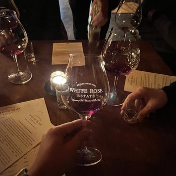 White Rose Estate - Wine Tasting Room Near Me - Dayton, Oregon