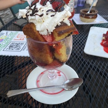 Boulevard Diner - Diners Near Me - North Bergen, New Jersey
