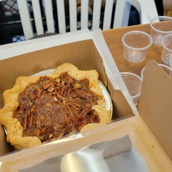 Love, Dreams & Pie - A mini bourbon pecan pie - Desserts Near Me - Murrieta, California Love, Dreams & Pie - A mini bourbon pecan pie - Desserts Near Me - Murrieta, California