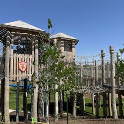Brentwood Park - Fort