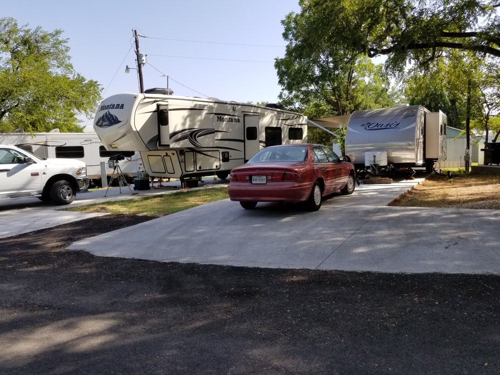 MOCKINGBIRD HILL RV Updated October 2024 1990 S Burleson Blvd
