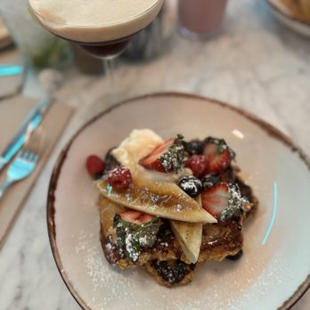 Mimi's  Creperia - The crunchy French toast and espresso martini - Creperies Near Me - Madrid, M