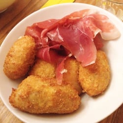 Olivetti - Croquetas de jamón, muy buenas!