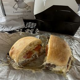 Secret sandwich! Secret sandwich!