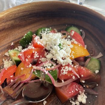 Si Si Restaurant - Greek salad - Mediterranean Near Me - East Hampton, New York Si Si Restaurant - Greek salad - Mediterranean Near Me - East Hampton, New York