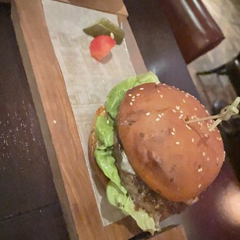 The Reserve Bar - The Nomad Burger - Cocktail Bars Near Me - Las Vegas, Nevada The Reserve Bar - The Nomad Burger - Cocktail Bars Near Me - Las Vegas, Nevada