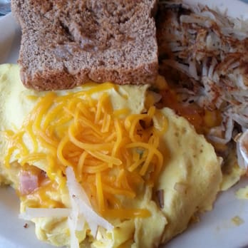 Whispering Orchards - Omelette supreme My mom got mushroom lover n that looked super good!! - Breakfast & Brunch Near Me - Cleveland, Wisconsin