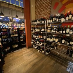La Marcha Wine Shop - Quality wine at great prices!