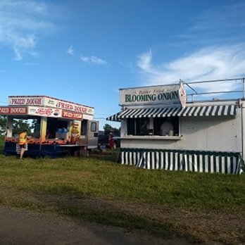The Great Pumpkin Farm - Some of the food stalls. - Pumpkin Patches Near Me - Clarence, New York