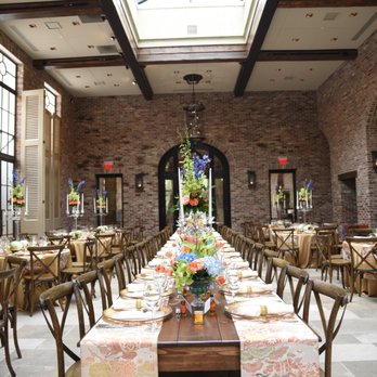 Apiary Fine Catering & Events - Picturesque dining room space. - Caterers Near Me - Lexington, Kentucky