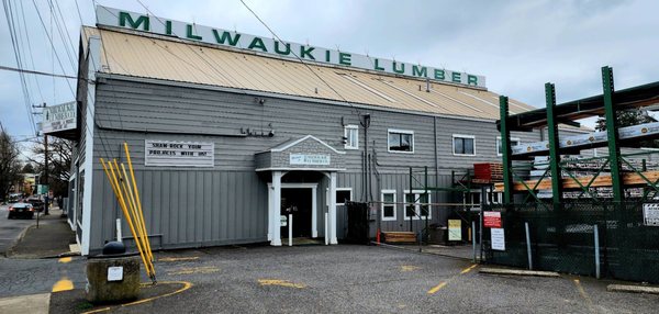 Milwaukie Lumber Company