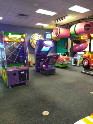 Chuck E. Cheese by null