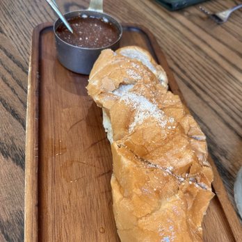 Catalina Cucina - Warm bread - Italian Near Me - Woodstock, Georgia Catalina Cucina - Warm bread - Italian Near Me - Woodstock, Georgia