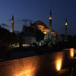A'ya Rooftop Lounge