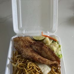 Kelly's Cajun Grill - Blackened fish, noodles and vegetables