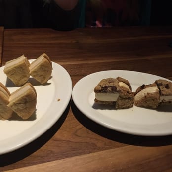 Doc B's Restaurant + Bar - Gelato cookie sandwiches - New American Near Me - Chicago, Illinois