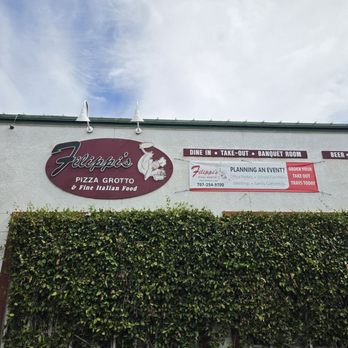 Filippi's Pizza Grotto - Italian Near Me - Napa, California