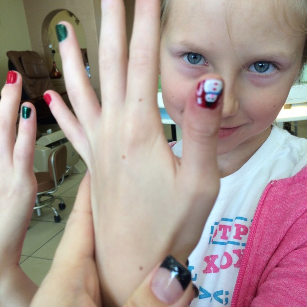 Annies Nails & Spa - Snowman nail art - Nail Salons Near Me - Pflugerville, Texas Annies Nails & Spa - Snowman nail art - Nail Salons Near Me - Pflugerville, Texas