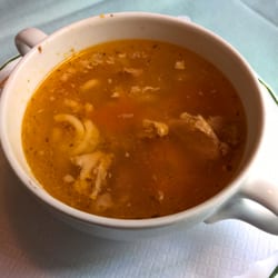 Sand - Die einfache Tagessuppe (hier: Rundfleischsuppe).