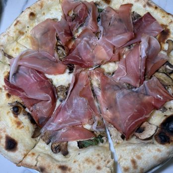 Oliver's Trattoria - IG: @myfoodiegirl - Italian Near Me - Irvine, California