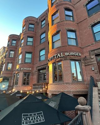 Newbury St by null