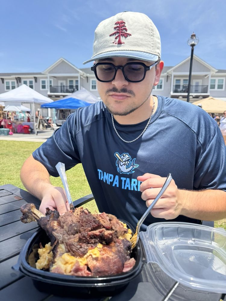 So Yummy BBQ Grill Logo