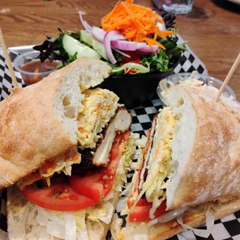 Big Rig Kitchen and Brewery - Big Capn Chicken $22 with garden salad (extra $2 charge to "upgrade" the side). - Breweries Near Me - Ottawa, Ontario